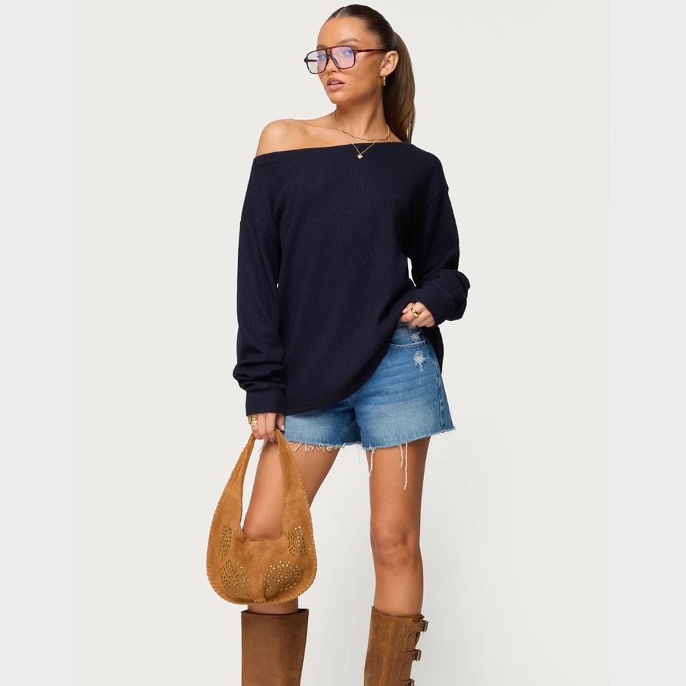 Edikted Navy Off-Shoulder Long Sleeve Top - Picture 2 of 5